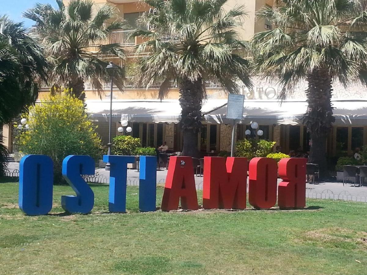 Hotel Blue Marine Di Ostia Exterior foto